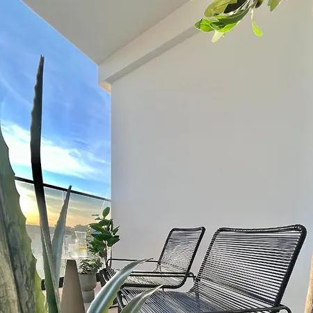 Modern Mediterranean Luxury *