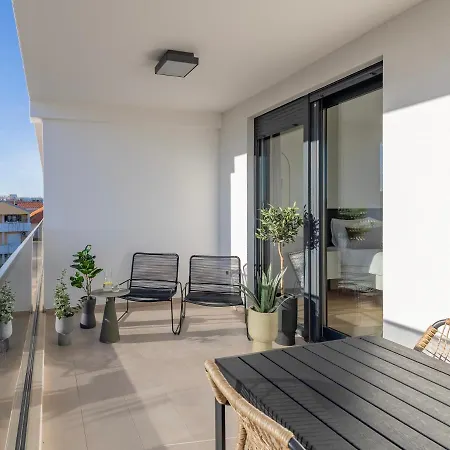 Modern Mediterranean Luxury * Zára