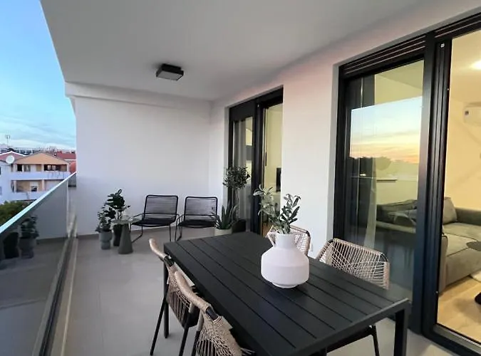 شقة Modern Mediterranean Luxury