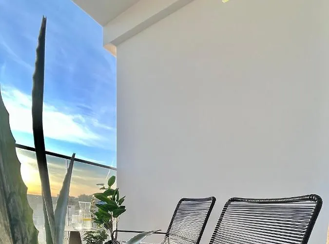 Modern Mediterranean Luxury *