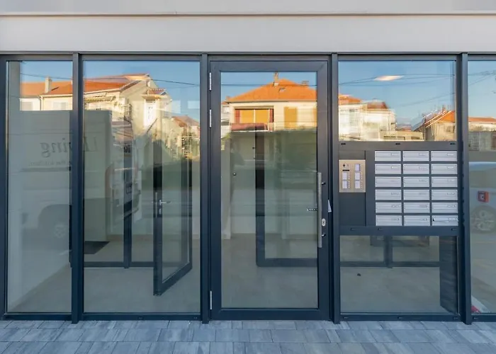 شقة Modern Mediterranean Luxury زادار