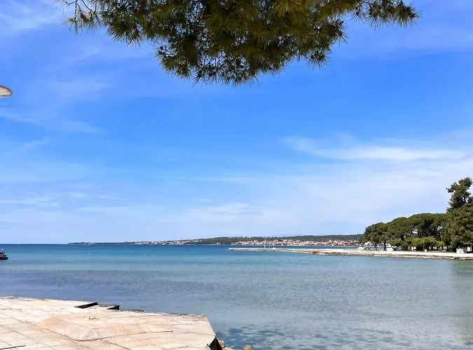 شقة Modern Mediterranean Luxury زادار